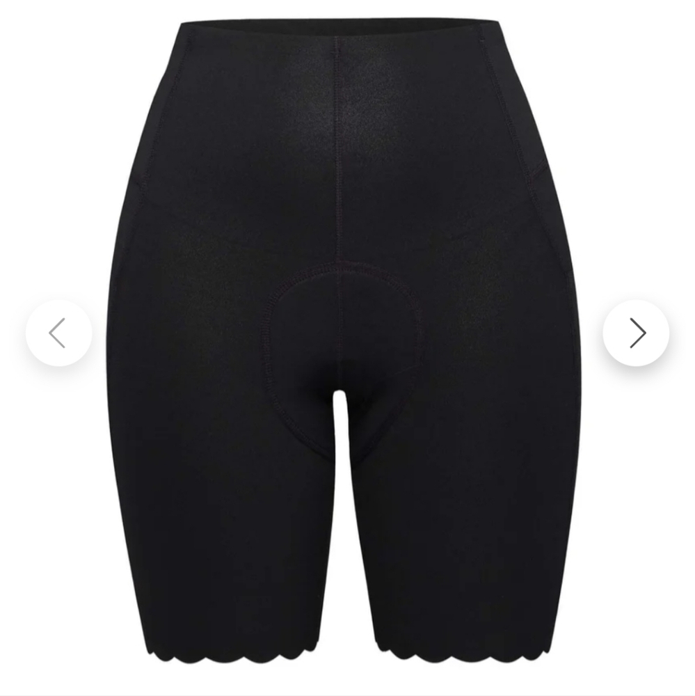 Black Women's High-Waist Bike Shorts